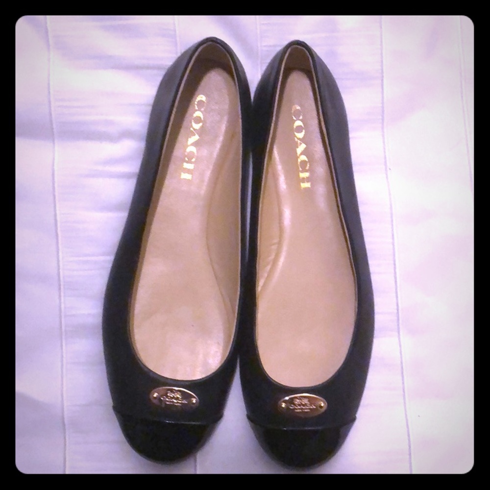 Coach Chelsea Black Flats